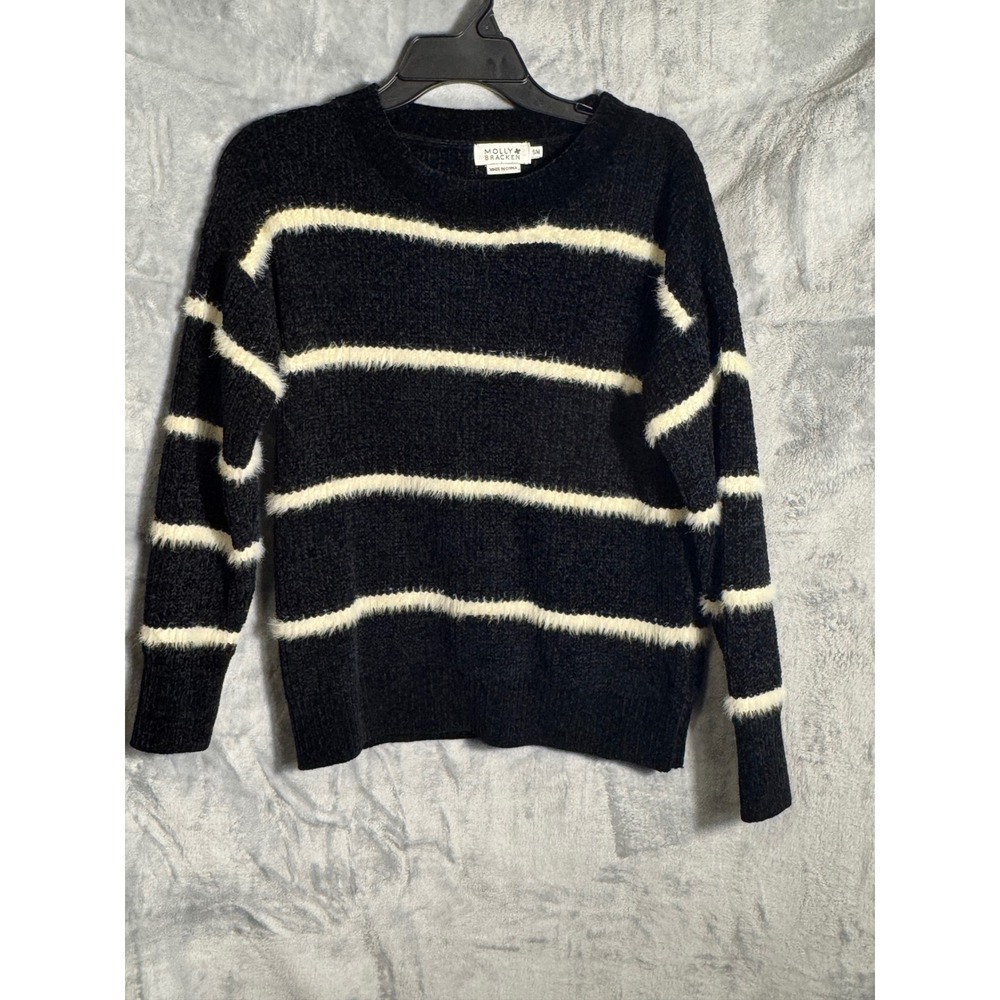 Molly Bracken Black White Stripe Fuzzy Knit Crewneck Sweater Size Small‎